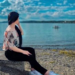 Meet your Posher, Effat